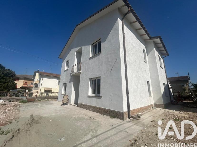 Villa in Via Via Marzabotto, Castel d'Ario — foto 4 di 5