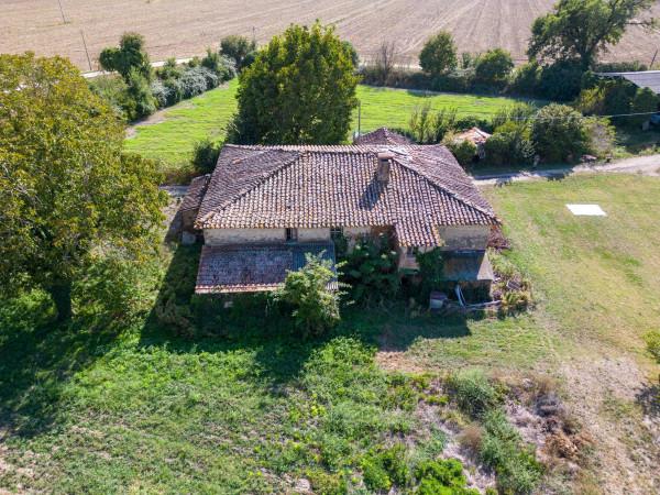 Casale in Strada Vicinale Esterna del Vincara, Deruta — foto 2 di 5