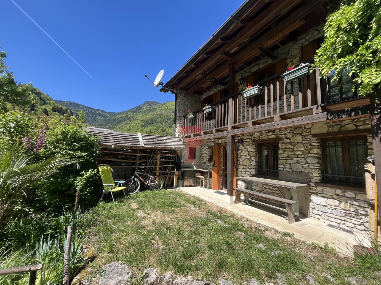 Villa in Via Val, Lamon