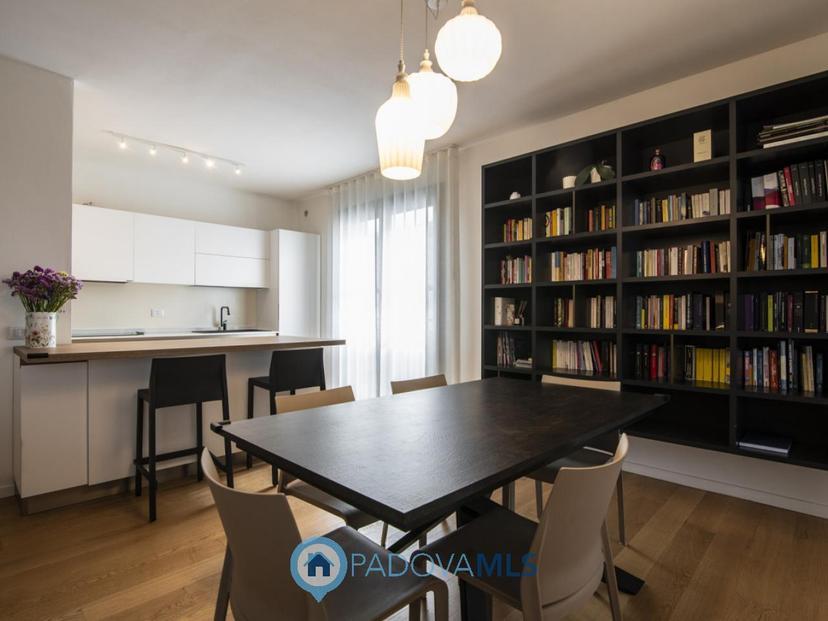 Quadrilocale in Via Giosuè Carducci 1, Ponte San Nicolò — foto 4 di 5