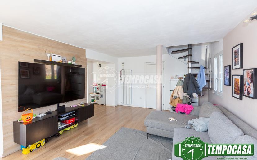 Villa in Via G.Mameli, Santo Stefano Lodigiano — foto 4 di 5