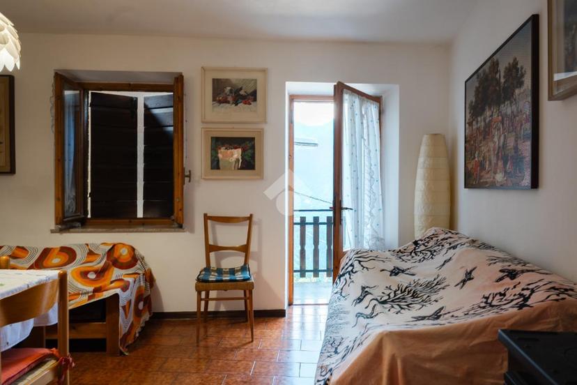Casa indipendente in Frazione Dosso, Vallarsa — foto 4 di 5