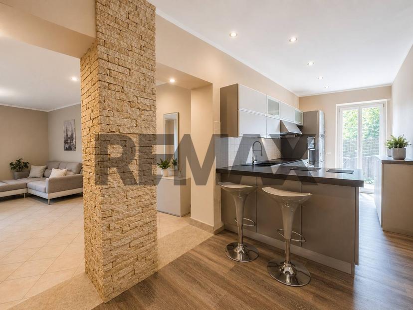 Trilocale in Via Anna Maria Casone 500, Ornavasso — foto 2 di 5