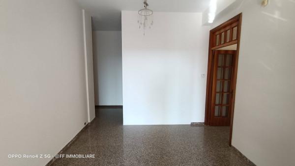 Appartamento in Via dei Velini, Macerata