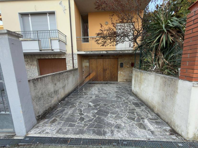 Villa a schiera in Via Monti 36, Fabriano — foto 4 di 5