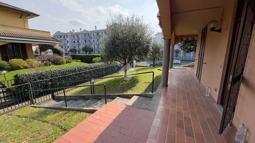 Villa a schiera in Via Quattro Marie 16, Bellinzago Lombardo — foto 3 di 5
