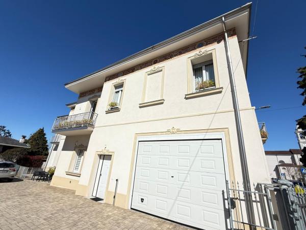Bilocale in Via Giuseppe Garibaldi 16, Oggiona con Santo Stefano — foto 2 di 5