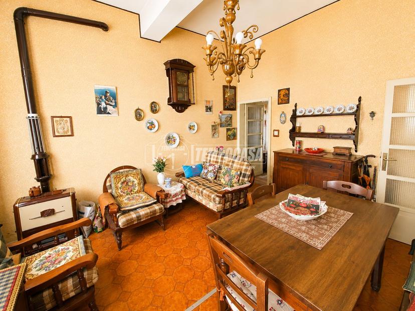 Trilocale in Rua dei Frati Minori 12, Modena