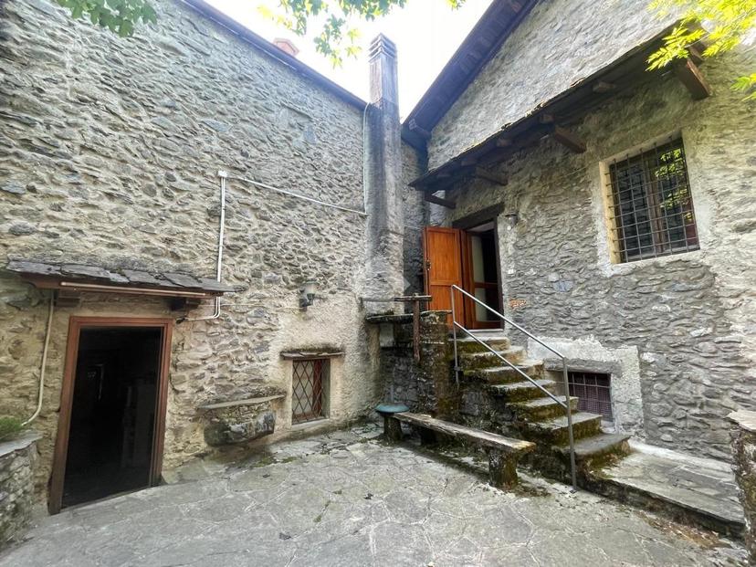 Casa indipendente in Vicolo delle Ginestre 26, Cercino — foto 4 di 5