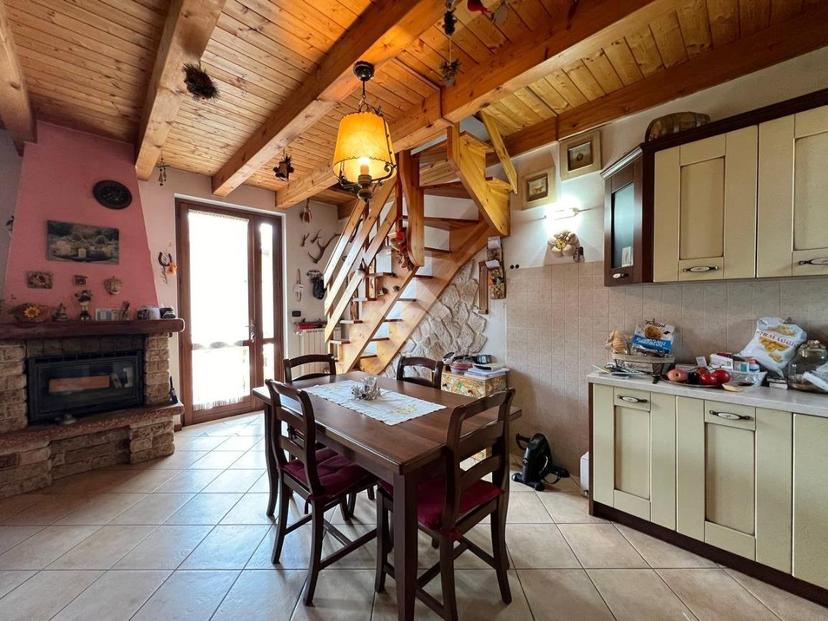 Monolocale in Via Giacinto Gambirasio 15, Clusone — foto 2 di 5