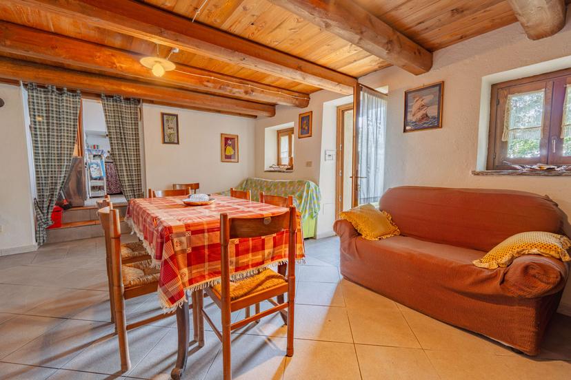 Casa indipendente, Bagnolo Piemonte — foto 2 di 5