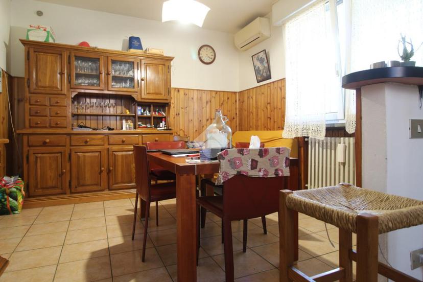 Quadrilocale in Via l. Ariosto 11, Bagnolo in Piano — foto 4 di 5