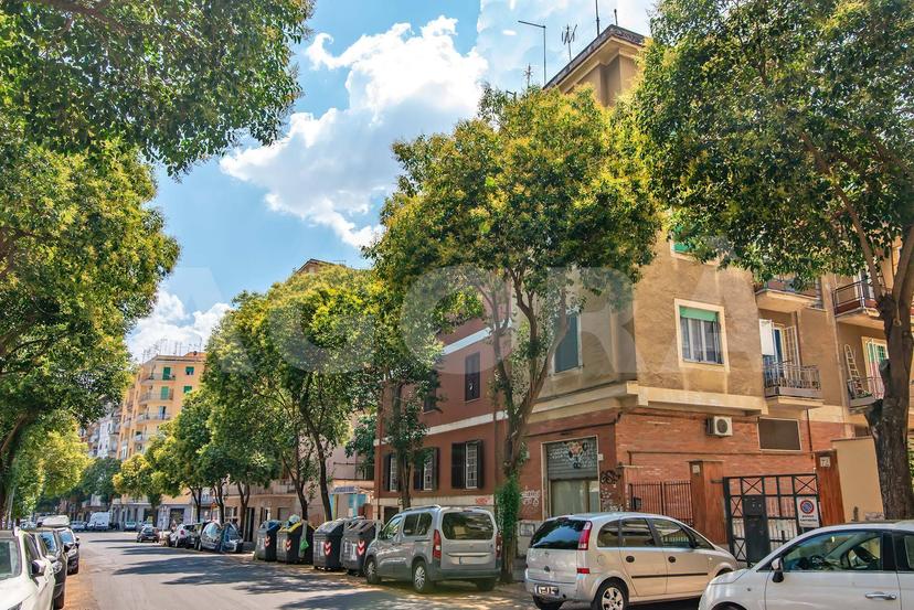 Bilocale in Via Augusto Dulceri, Roma