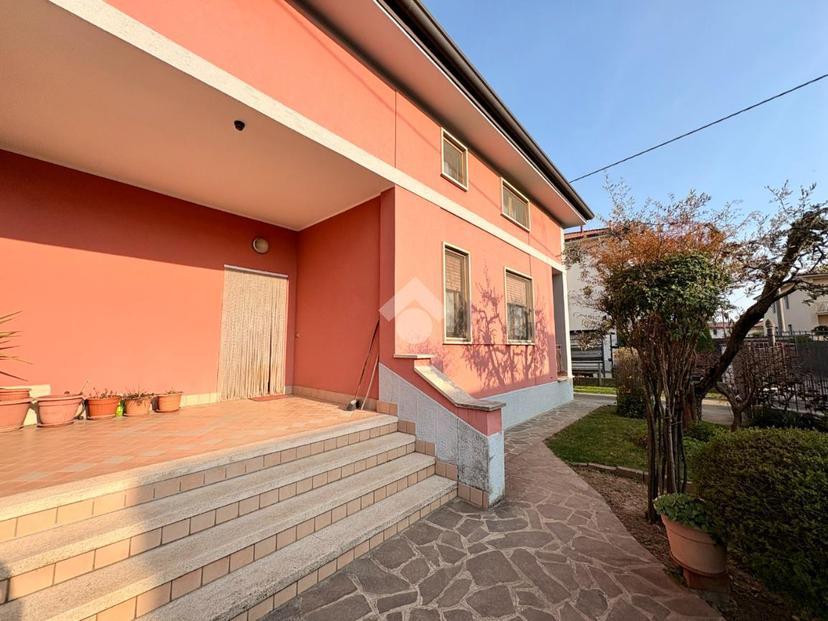 Villa in Via Giovanni Carnovali 27, Verdello — foto 2 di 5