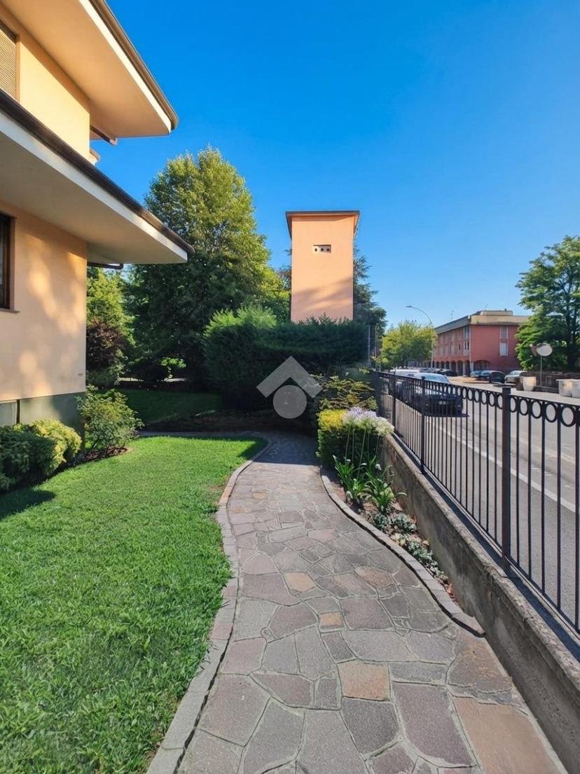 Trilocale in Via Leonardo da Vinci 40, Cassano d'Adda
