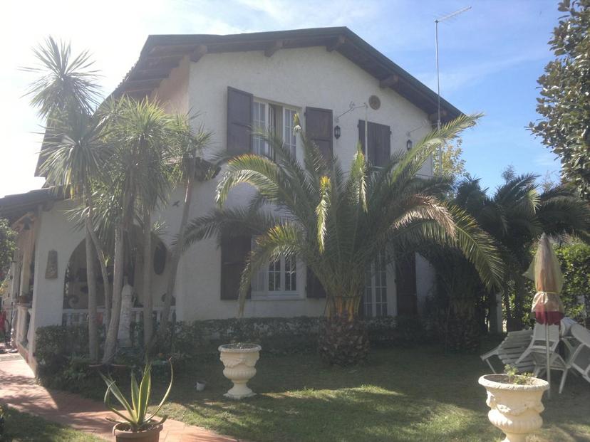Villa bifamiliare in a Bregoscia 29, Montignoso — foto 4 di 5