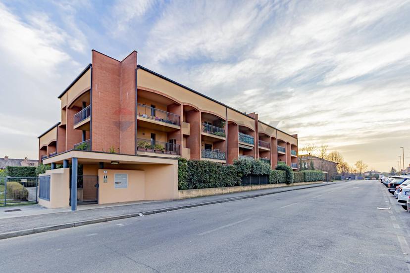 Quadrilocale, Usmate Velate