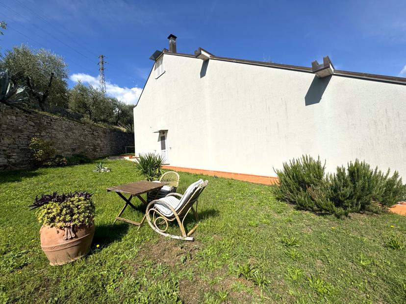Villa in Via dell'Apparita, Vaiano — foto 5 di 5