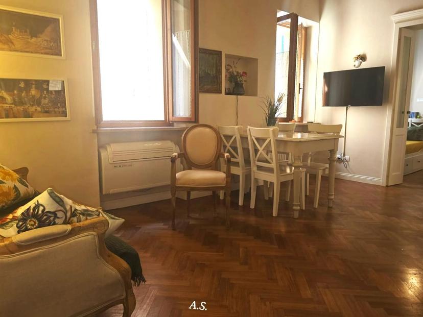 Appartamento in Iazza del Du 8, Siena