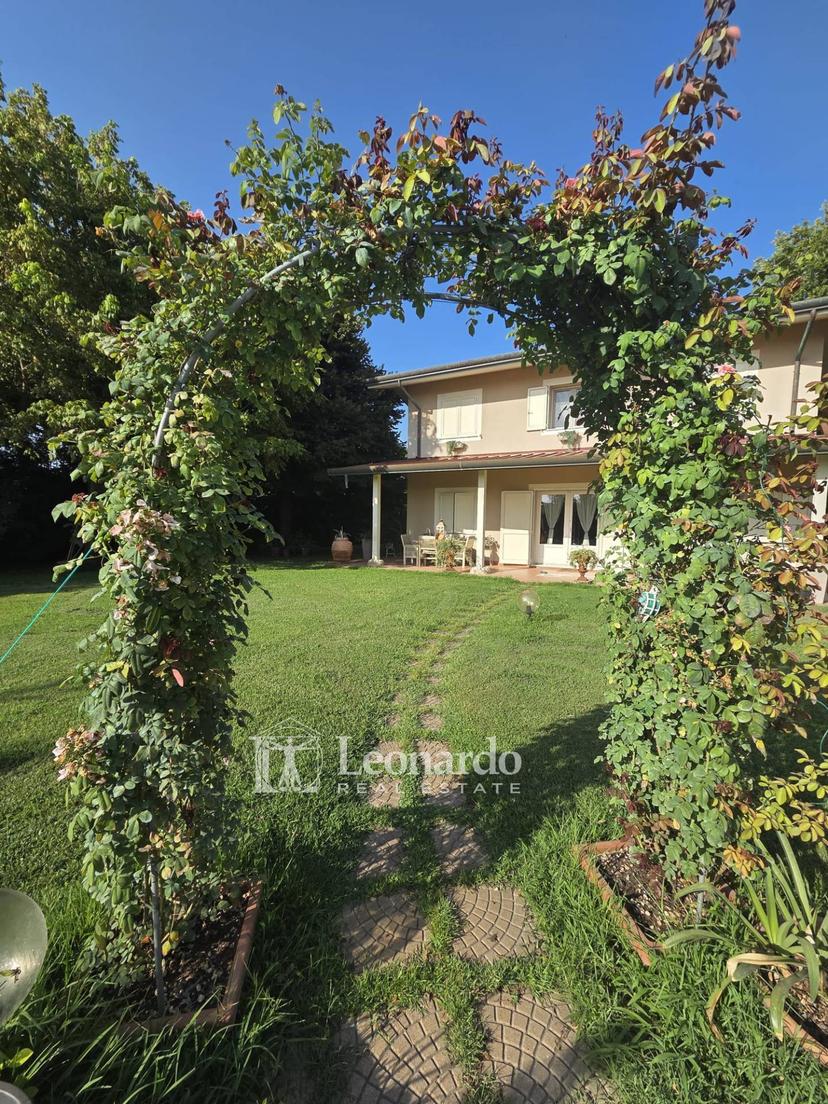Villa in Via Aurelia, Viareggio