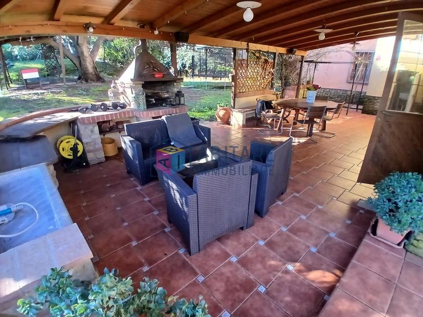 Villa, Collesalvetti — foto 3 di 5
