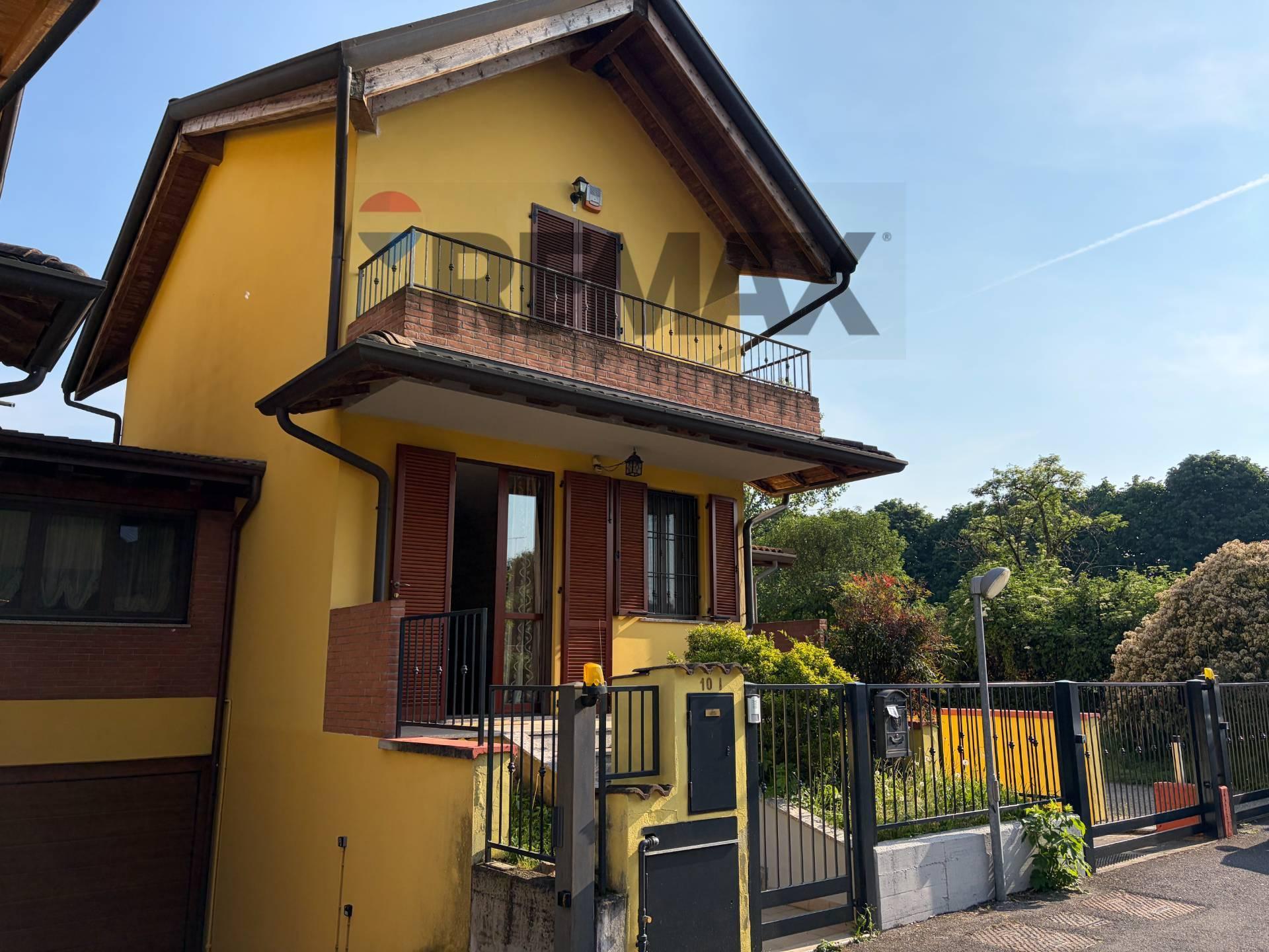 Villa a schiera, Calvenzano