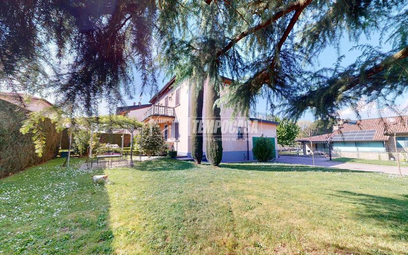 Villa in Via Alessandro Manzoni 7, Solbiate con Cagno — foto 2 di 5