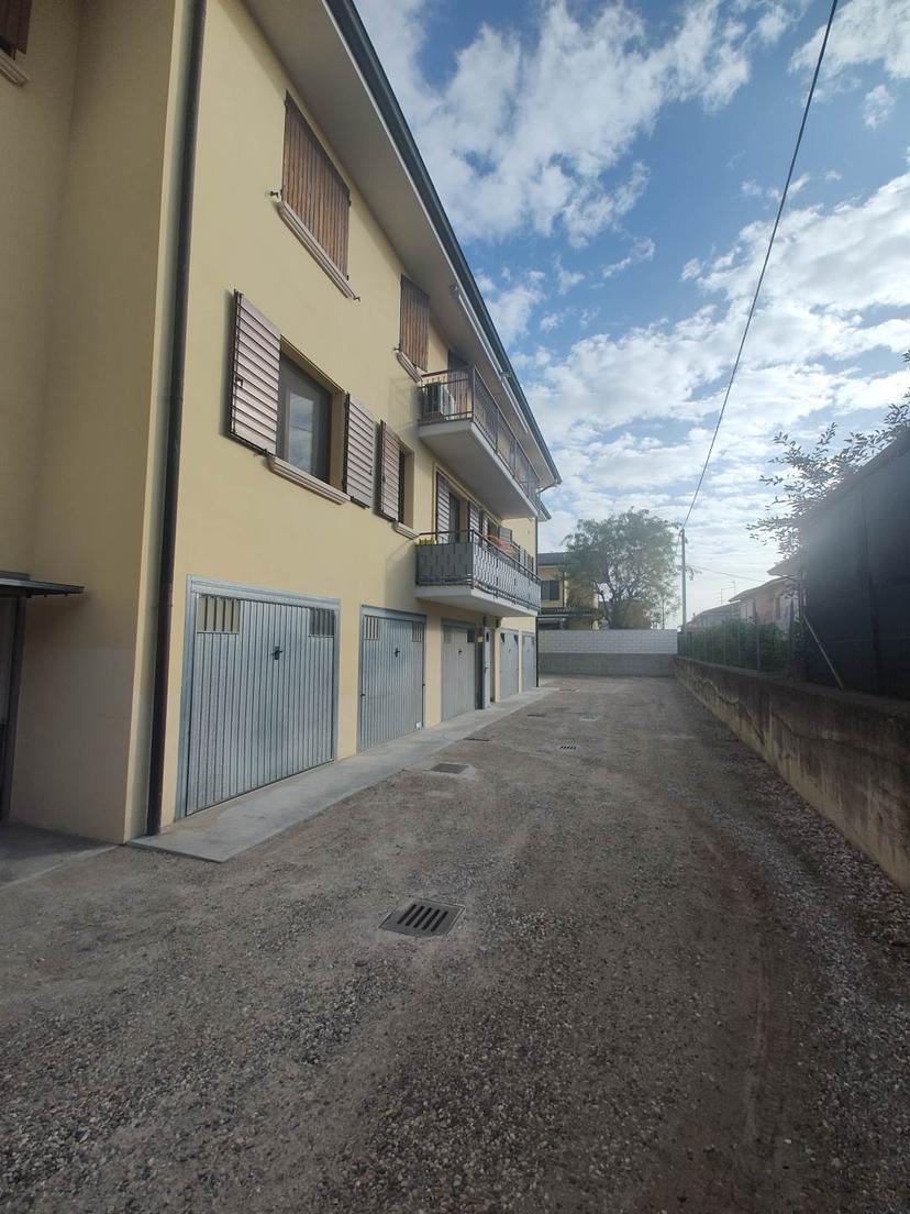 Appartamento in Via Grandi, Gonzaga — foto 2 di 5