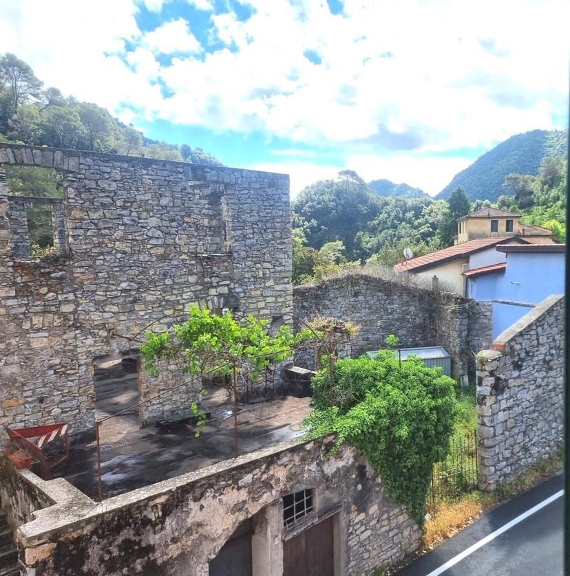 Trilocale in Via Cavour 12, Olivetta San Michele — foto 2 di 5