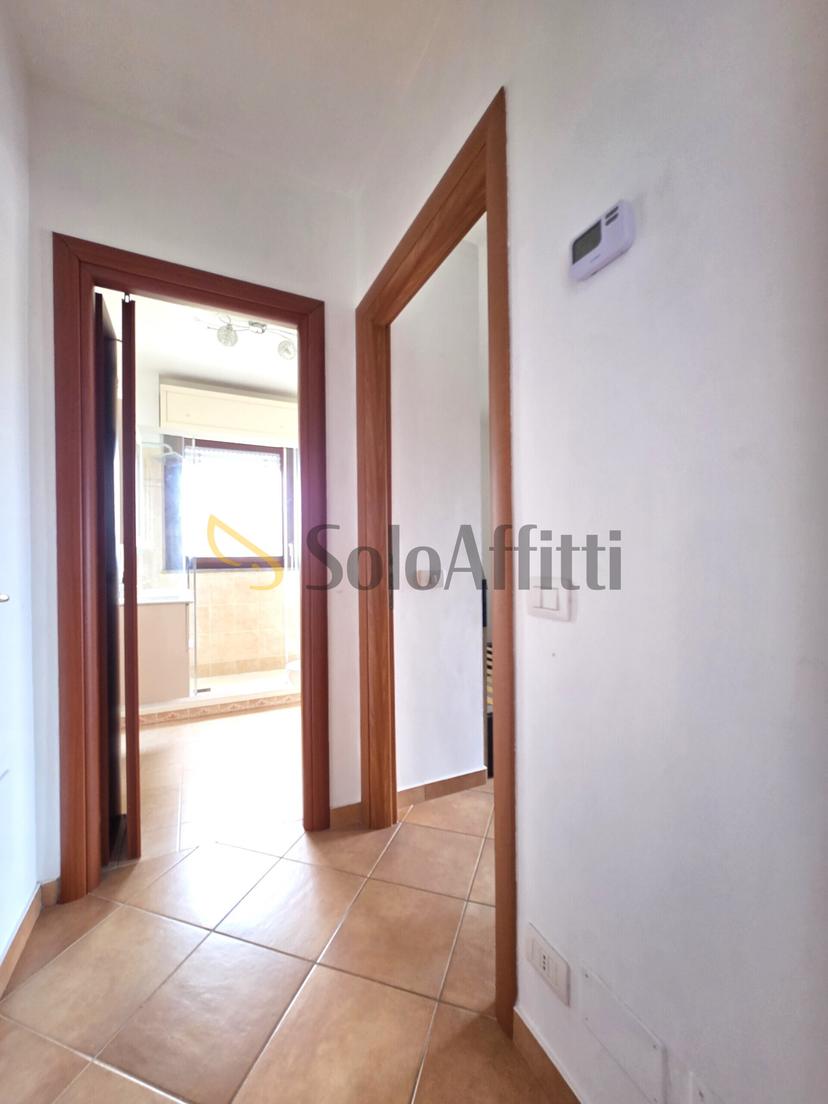 Bilocale in Via Madre Teresa Napoli 12, Roma