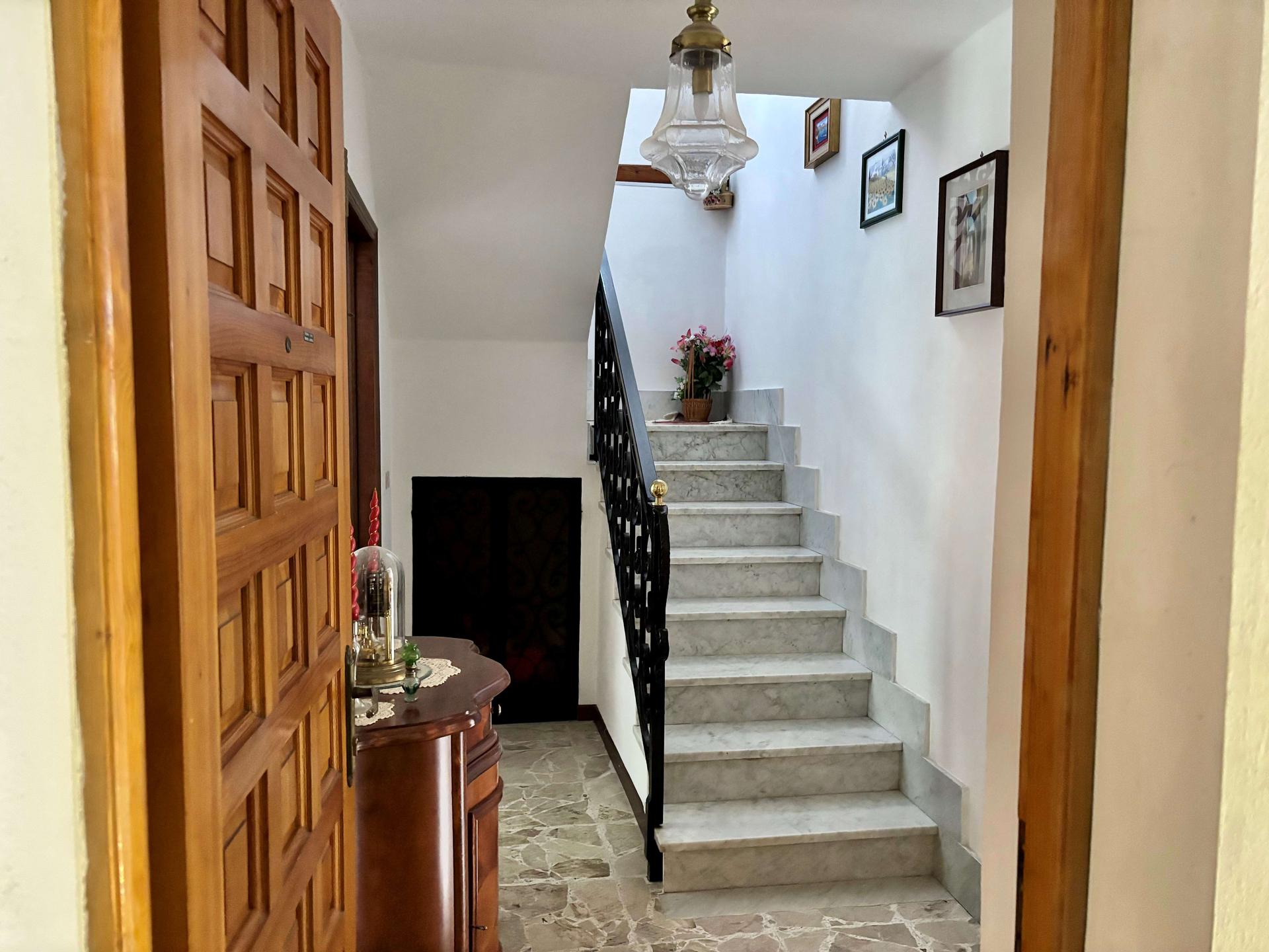Casa indipendente in Via  De Filippi  61, Pieve di Teco