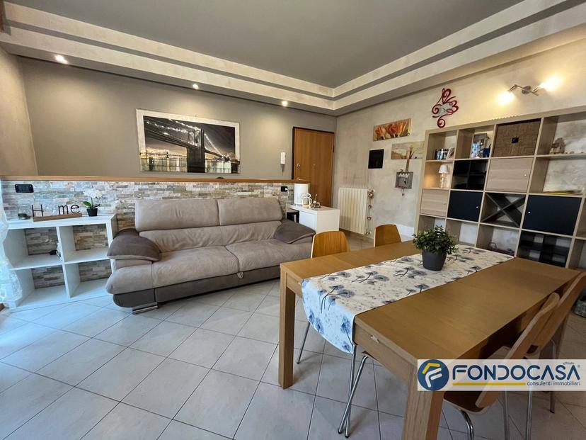 Trilocale in Via G. Galilei, Grumello del Monte — foto 4 di 5