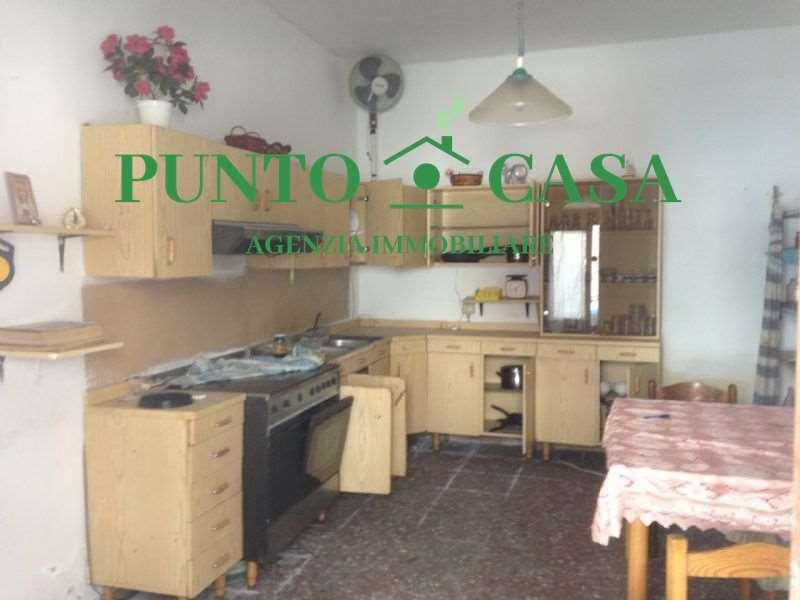 Casa indipendente in Via San Giusto, Lamezia Terme — foto 2 di 5