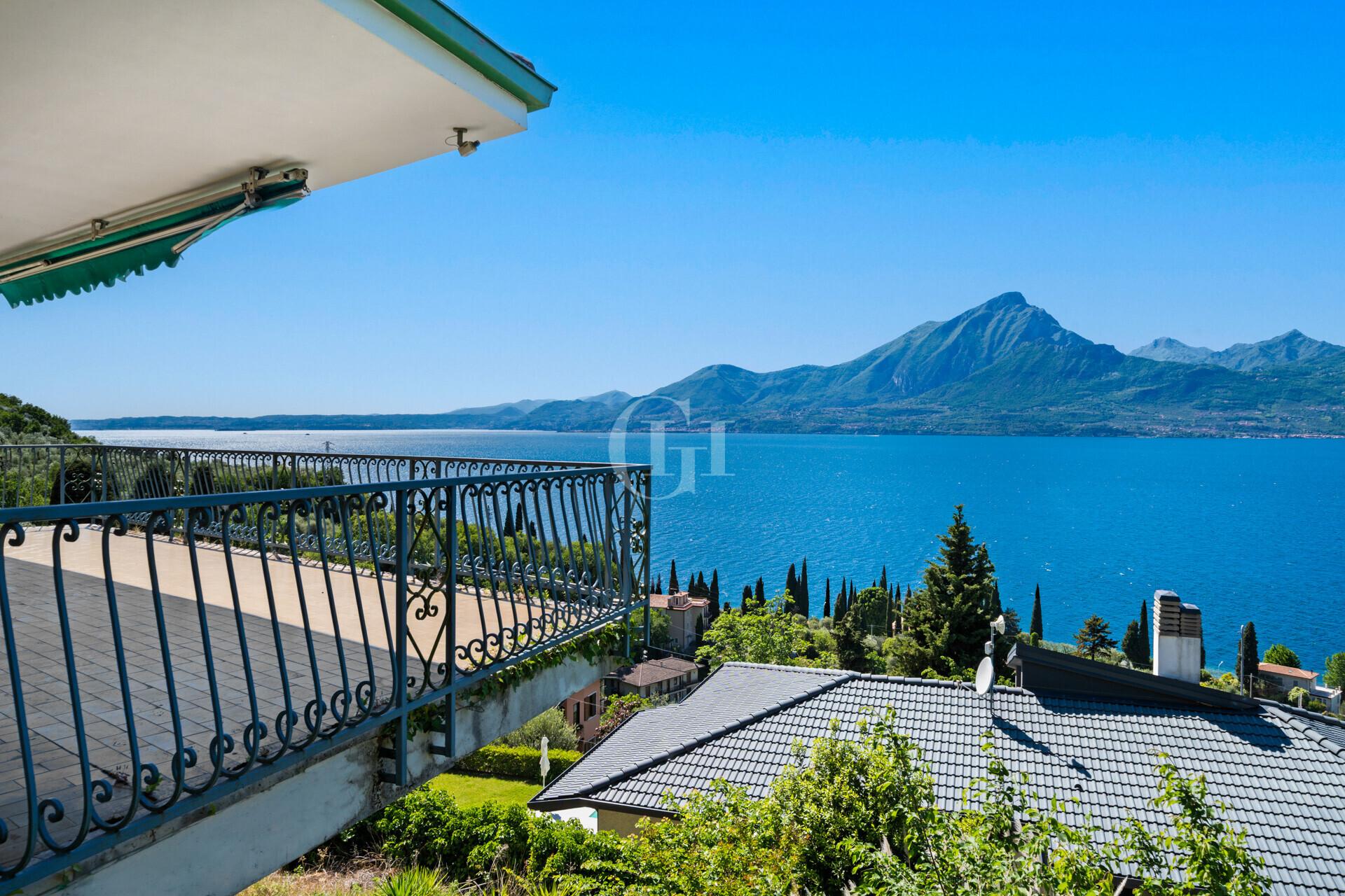 Villa unifamiliare in Località Moie, Pai, Torri del Benaco