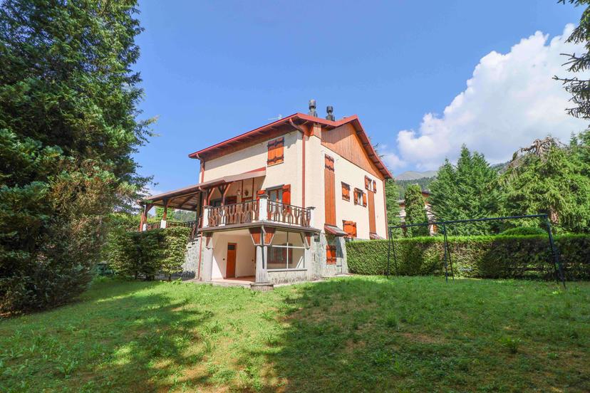 Villa bifamiliare in Villaggio del Sole, Castione della Presolana — foto 4 di 5