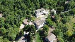 Casa indipendente in Sasso Marozzo, Serrapetrona