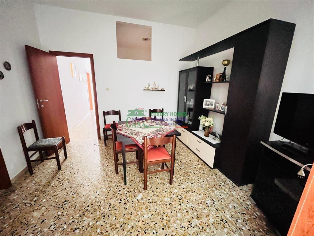 Casa indipendente in Via Stoppani, Comiso