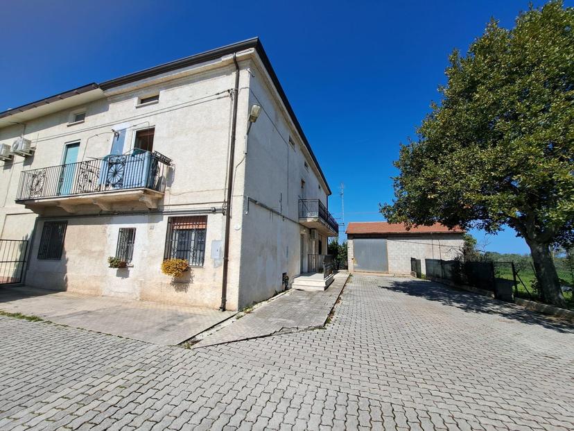 Quadrilocale in Via Provinciale della Rocca 39, Santa Maria Imbaro — foto 3 di 5