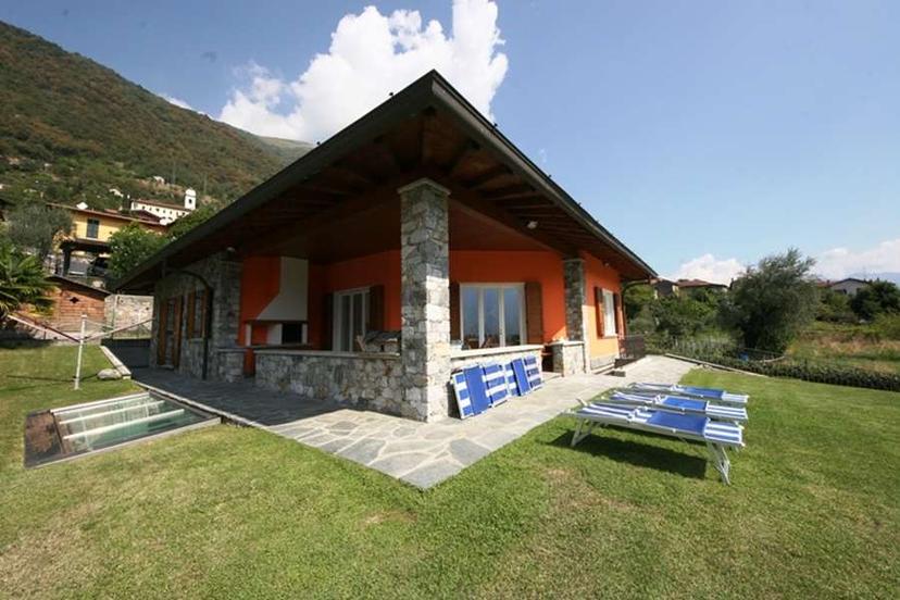Villa unifamiliare in Via Alessandro Volta, Tremezzina — foto 4 di 5
