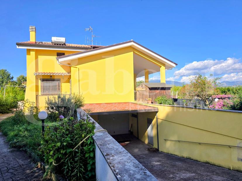 Villa in Contrada Colle Rampo, Paliano — foto 4 di 5