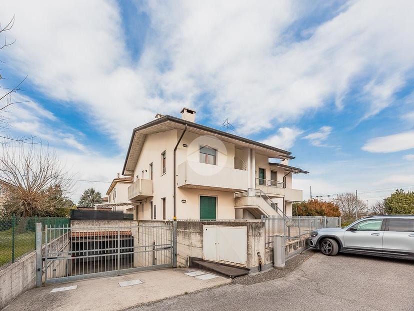 Quadrilocale in Via Grezzano 33, Villafranca di Verona — foto 5 di 5