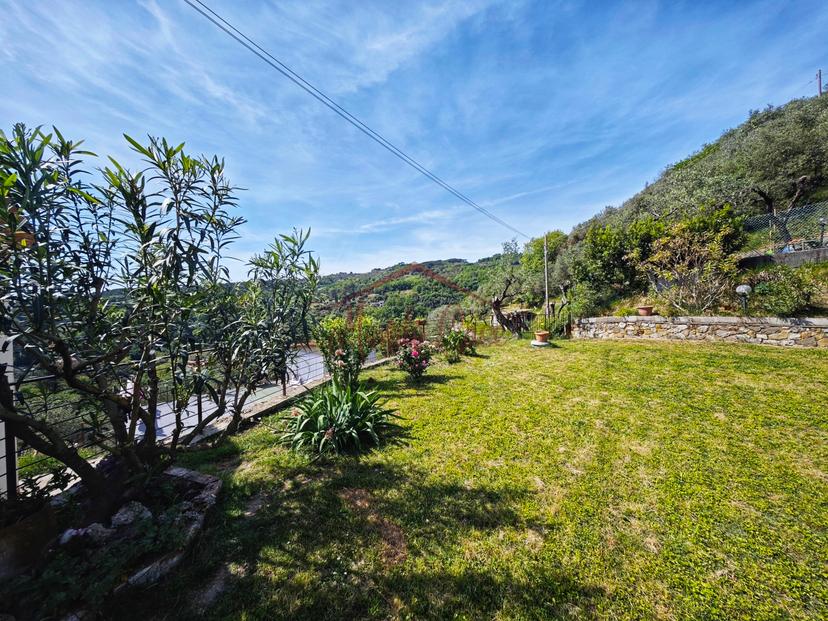 Villa a schiera in Via Caprignano, Castelnuovo Magra — foto 2 di 5