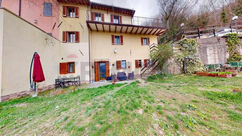 Casa indipendente in Frazione Cellerano, Nocera Umbra — foto 3 di 5