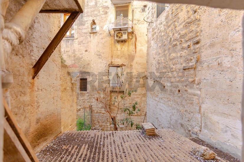 Casa indipendente in Piazza XX Settembre 8, Rutigliano — foto 2 di 5