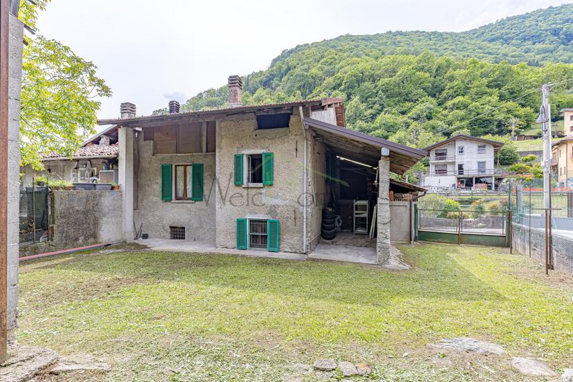 Casa indipendente in Via ai Mulini, Lasnigo — foto 3 di 5