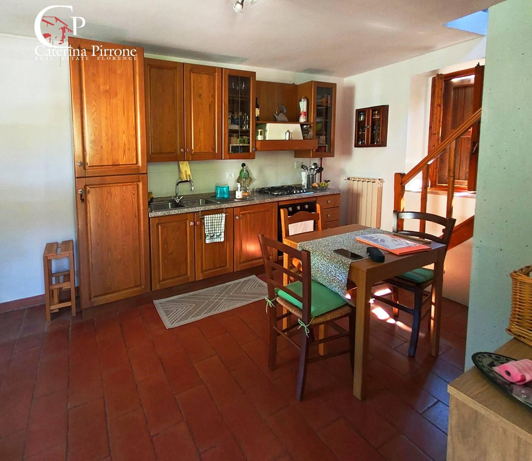 Casa indipendente in Via di Poggio 1, San Godenzo