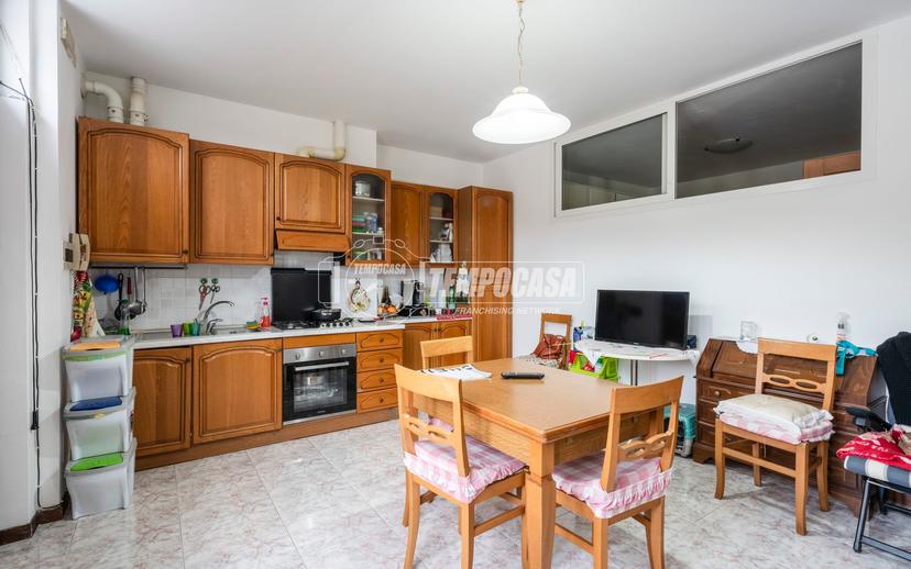Quadrilocale in Via Ponte Sant'Antonio, San Severino Marche — foto 3 di 5