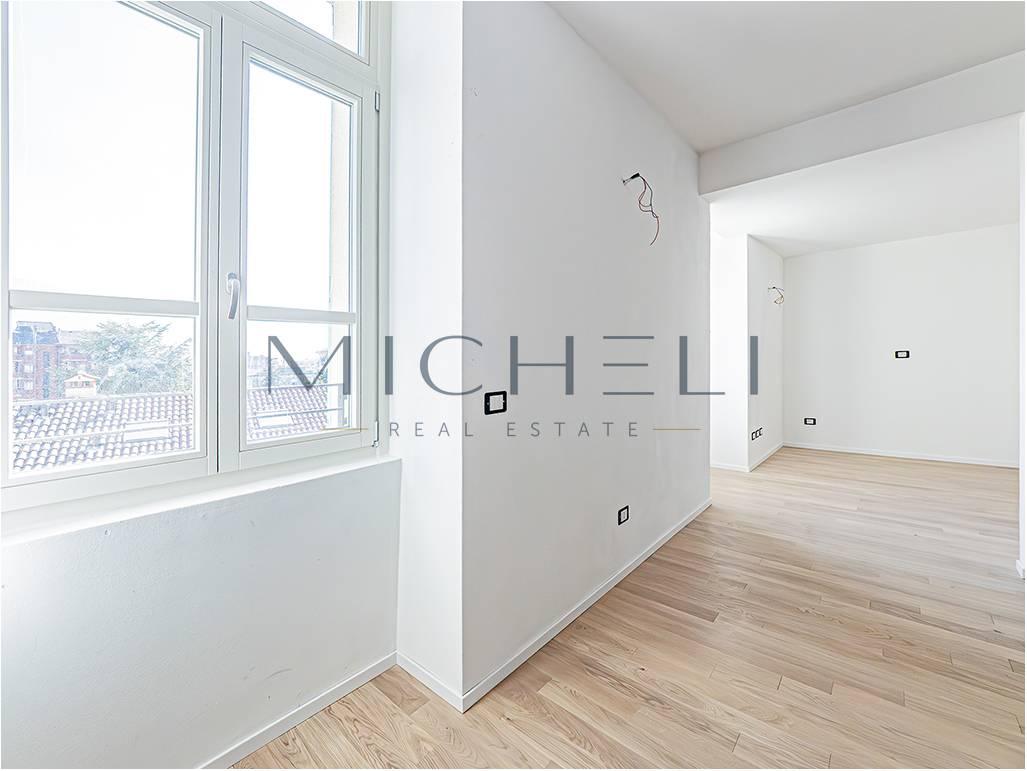 Trilocale in Via Antonio Ghislanzoni, Lecco