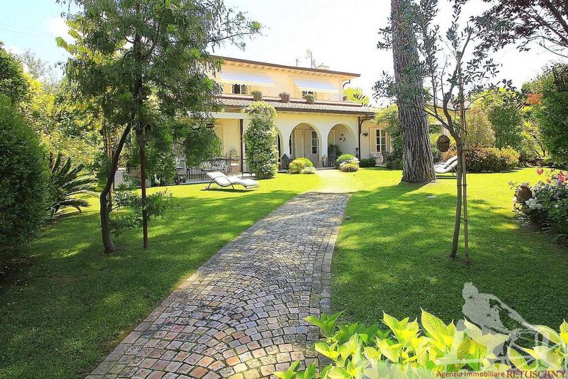 Villa unifamiliare, Forte dei Marmi