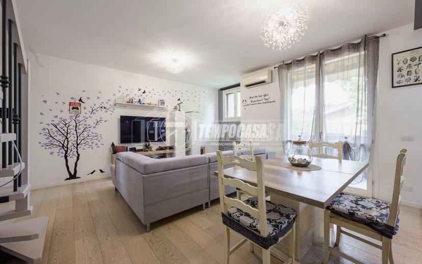 Trilocale in Via Lorca 10, Casalgrande — foto 2 di 5